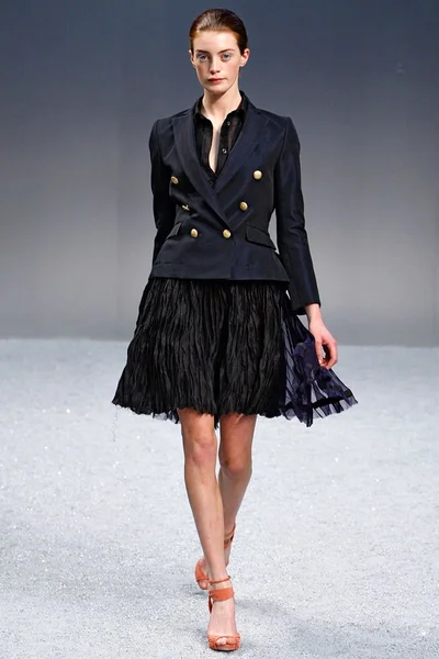 Look 26
